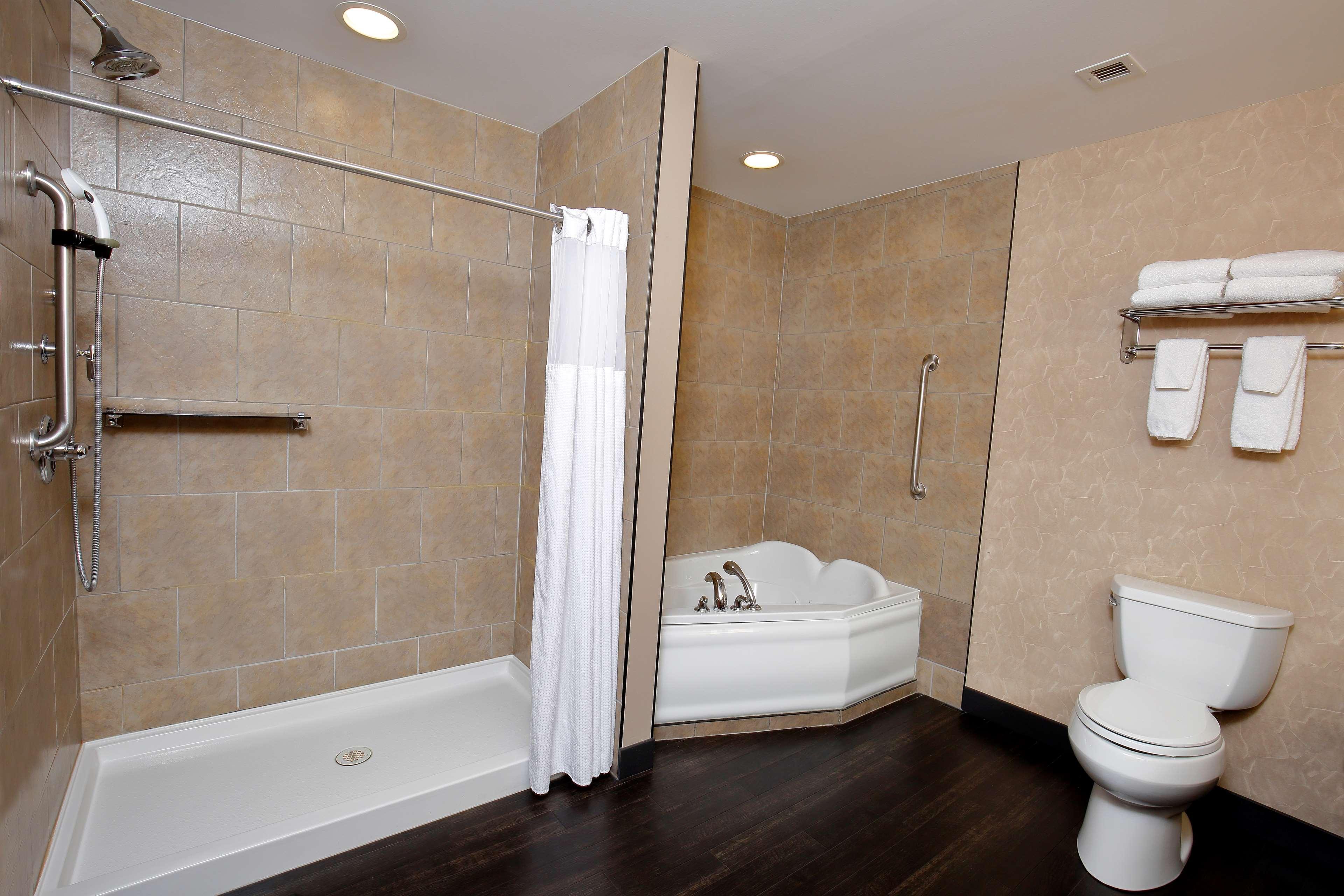 Best Western Blairmore Saskatoon Extérieur photo