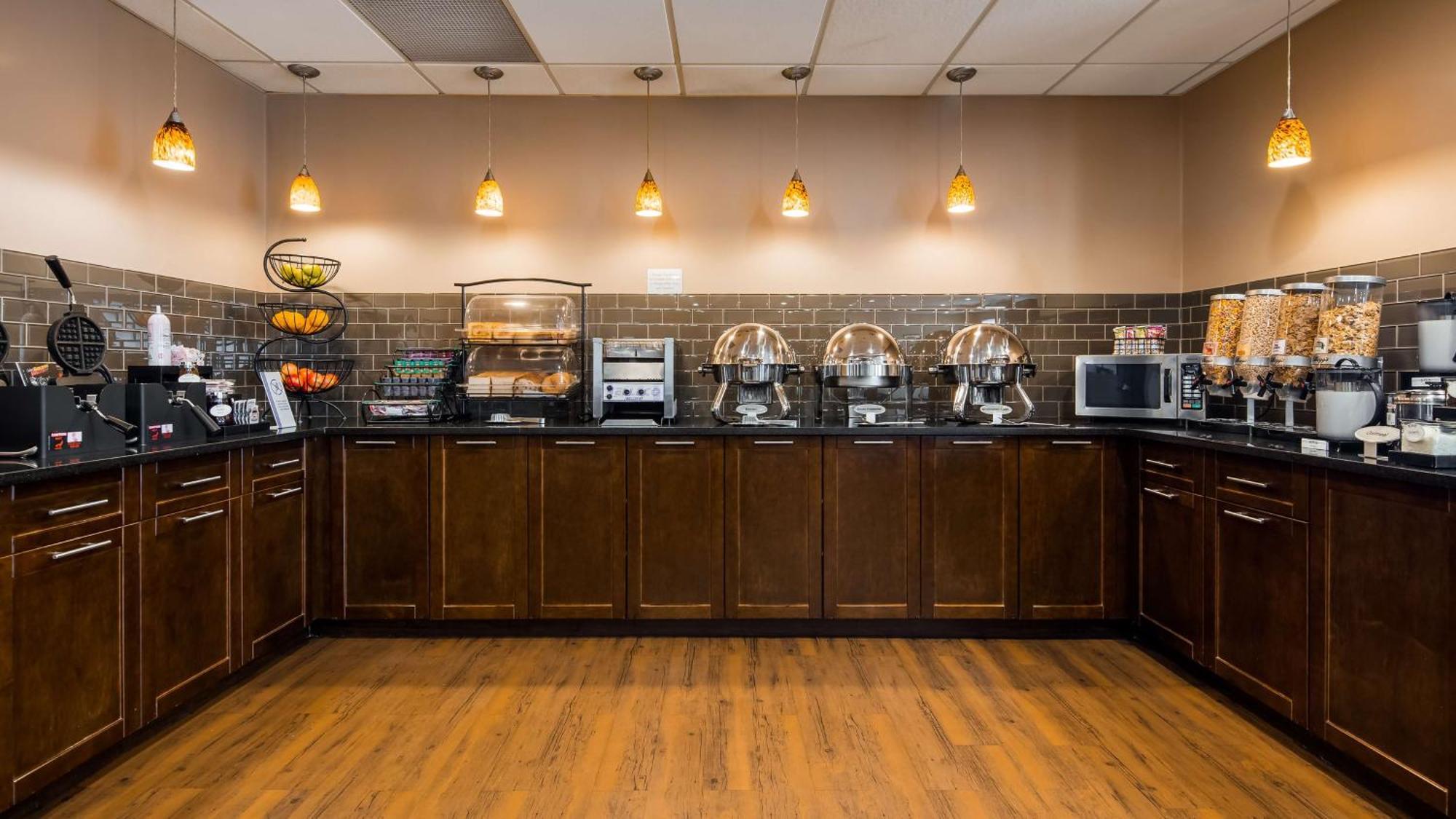 Best Western Blairmore Saskatoon Extérieur photo